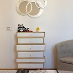 Flat 50m Station! * Milánó