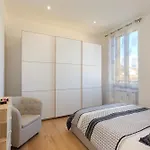 Flat 50m Station! Apartman Milánó
